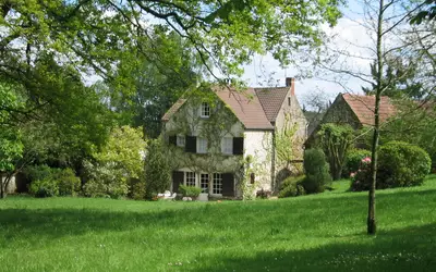 Wy-Dit-Joli-Village