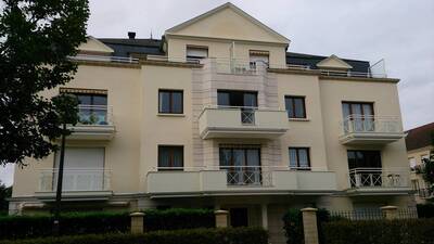 Vente appartement 2 pièces Voisins-le-Bretonneux (78960)