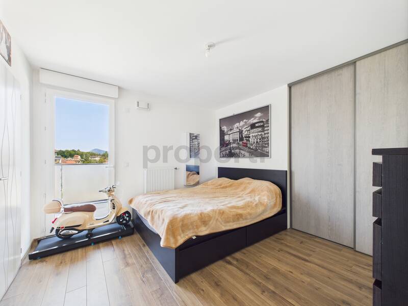 Annecy (74000)