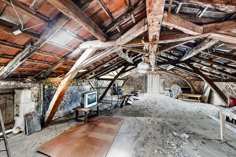 À Renover Fort Potentiel