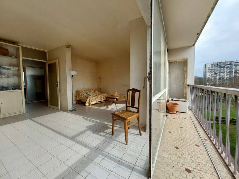 Fresnes (94260)
