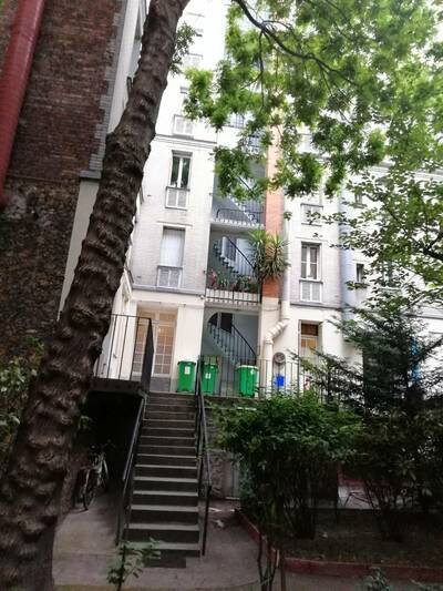 Location appartement studio Paris 20e