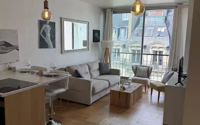 Paris 17E (75017)
