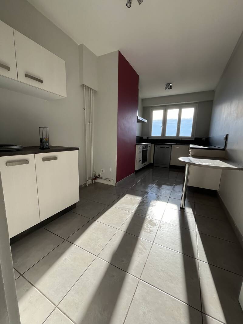 Angers (49000)