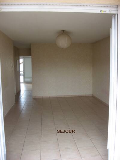 Location appartement 3 pièces Saint-Martin-d'Hères (38400)