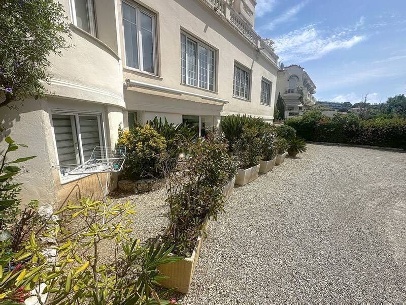 Antibes (06600)