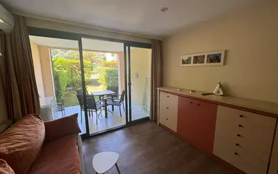 Cannes (06150)