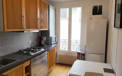 Paris 11E