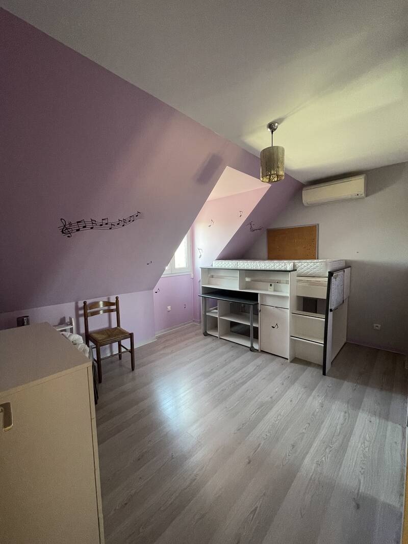 Les Pinthières (28210)