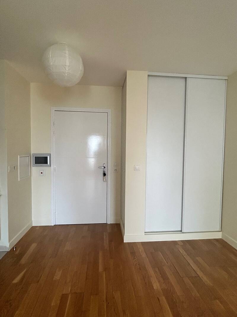 Issy-Les-Moulineaux (92130)