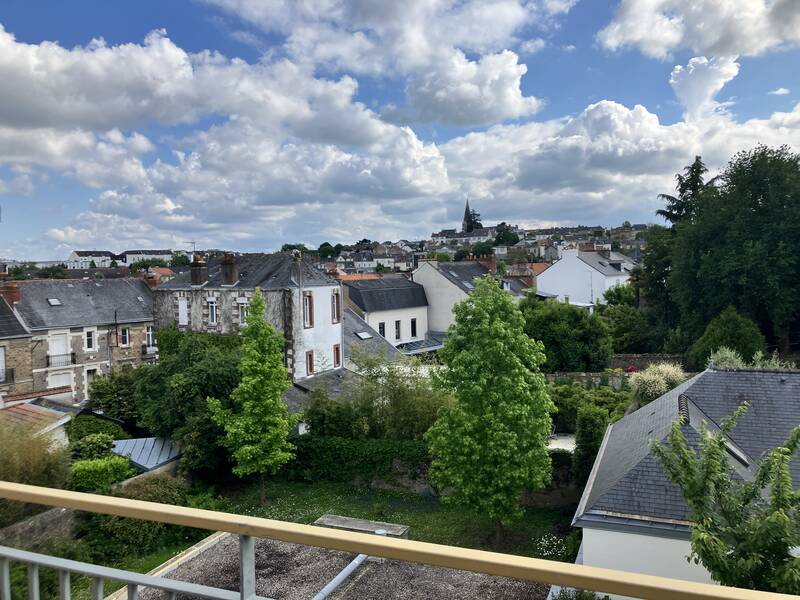Nantes (44000)