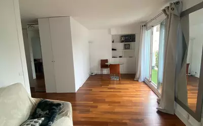 Paris 17E
