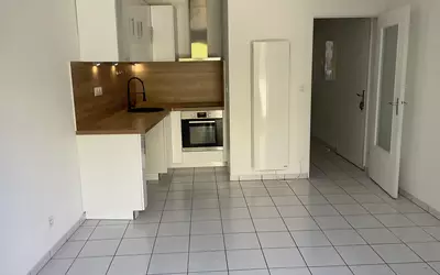Nantes (44000)