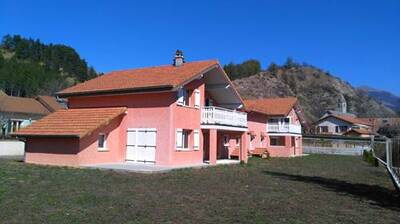 Vente maison 25 pièces La Roche-des-Arnauds (05400)