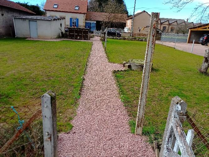 Cosne-D'allier (03430)