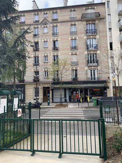 Location appartement studio Paris 20e