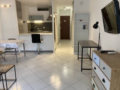 Location appartement studio Antibes (06)