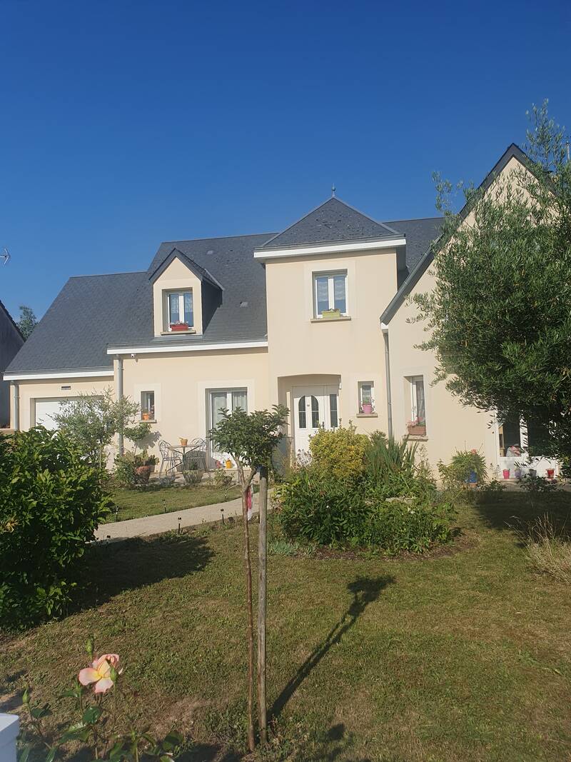 Saint-Denis-Les-Ponts (28200)