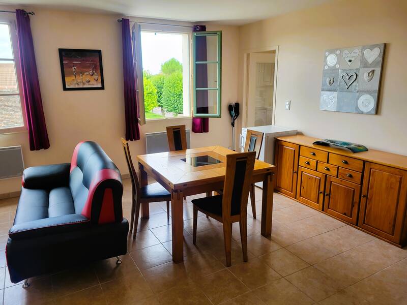 Aillant-Sur-Tholon (89110)
