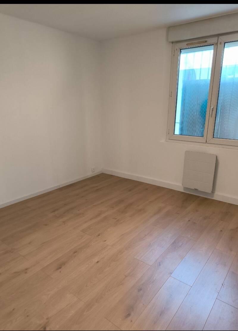 Toulon (83000)