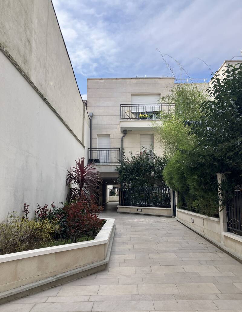 Saint-Ouen-Sur-Seine (93400)
