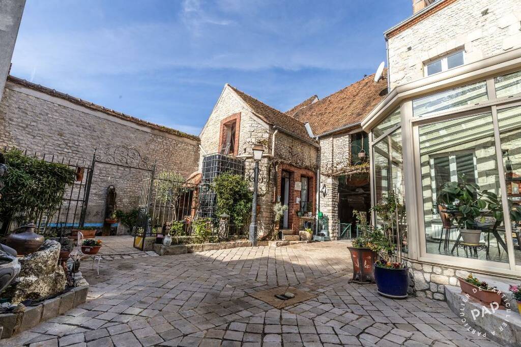 Vente Maison Boynes 235&nbsp;m² 215.000&nbsp;&euro;