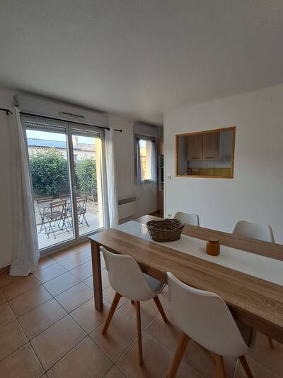 Location appartement 2 pièces Saint-Gilles (30800)