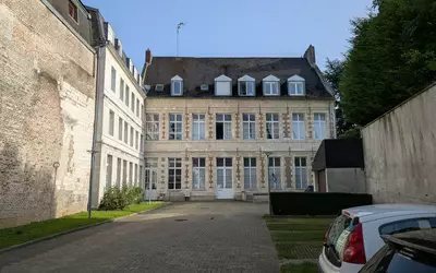 Cambrai (59400)