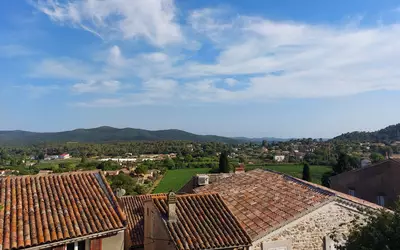 Carnoules (83660)
