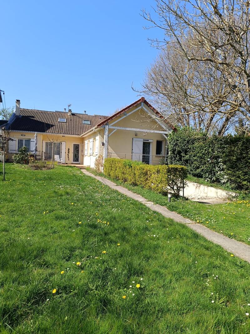 Les Clayes-Sous-Bois (78340)