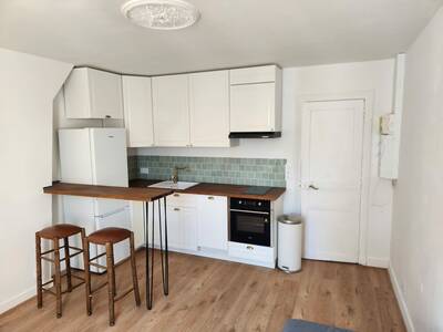 Location appartement 2 pièces Paris 18e
