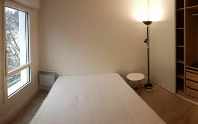 Nantes (44000)