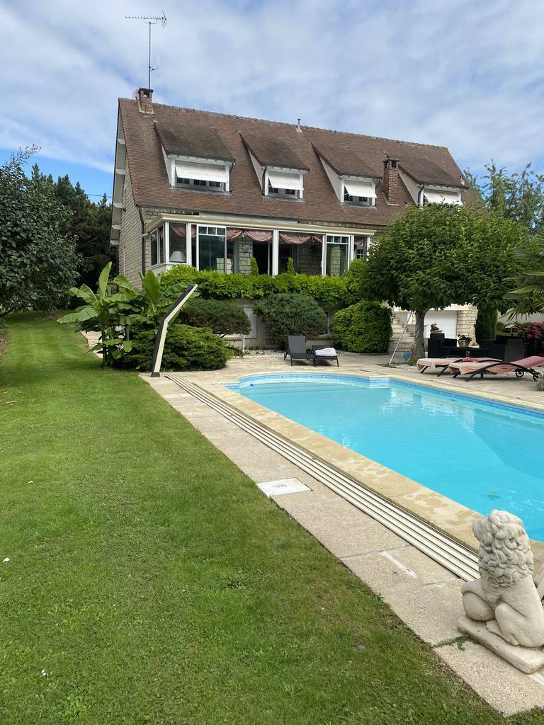 Hermeray (78125) - Piscine