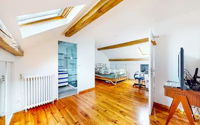 (80.1 M2 Au Sol) - Rueil-Malmaison