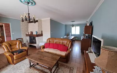 Dompierre-Sur-Besbre (03290)