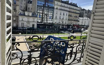 Paris 17E