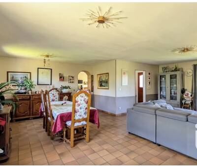 Vente maison 6 pièces Neuf-Marché (76220)