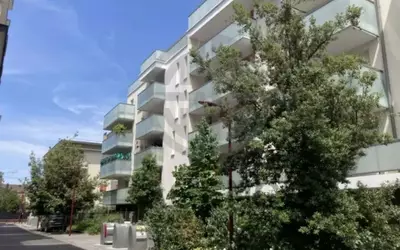 Avec Grande Terrasse À Bezons (95870)