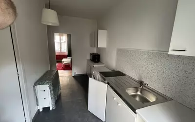Nantes (44000)