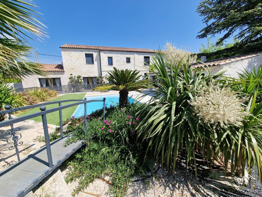 Beaucaire (30300) - dès 1.001 euros par semaine - 8 personnes