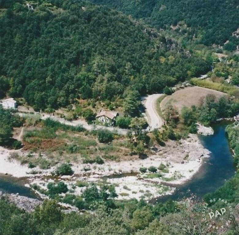 au bord de la rivière