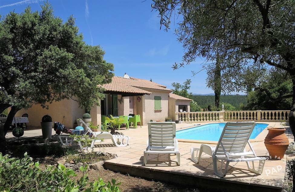 Sillans-la-Cascade (83690) - dès 975 euros par semaine - 7 personnes