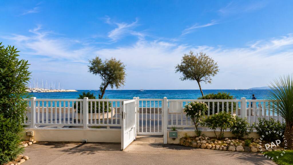 Le Lavandou Front de Mer 2 personnes - dès 490 euros par semaine - 2 personnes