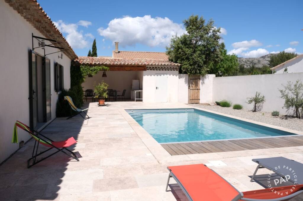 Aureille (13930) - dès 854 euros par semaine - 8 personnes