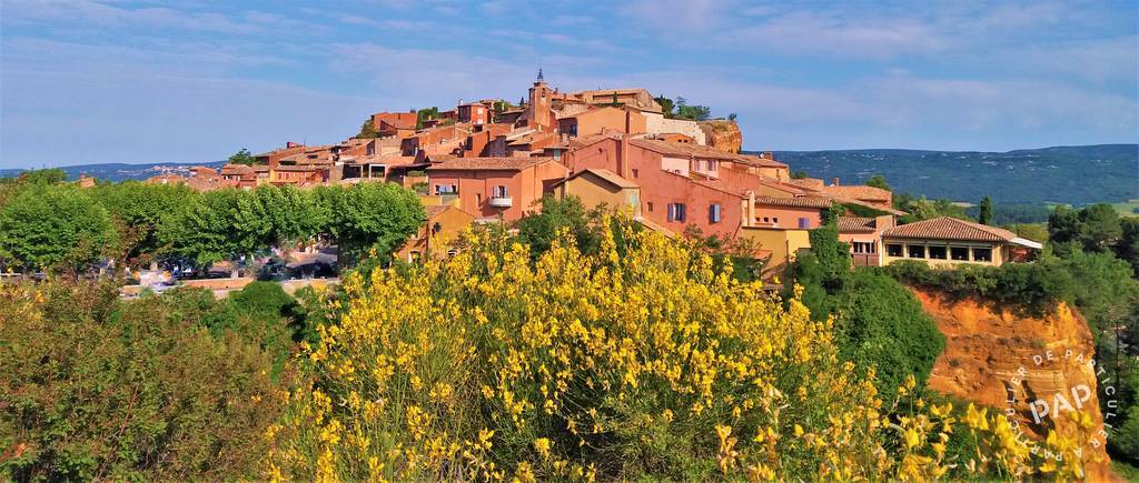 Roussillon (84220)