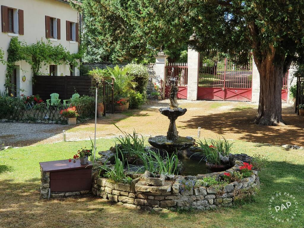  Maison Chef-Boutonne (79110)