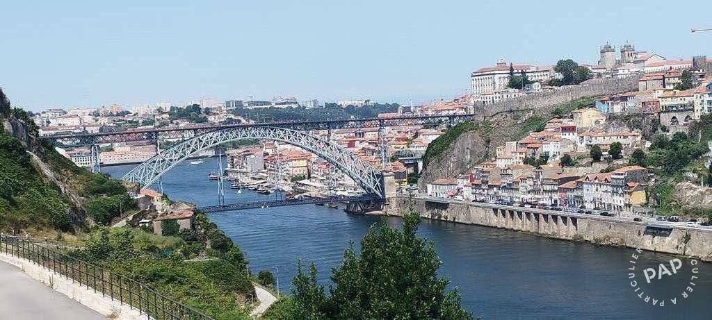 Proche De Porto
