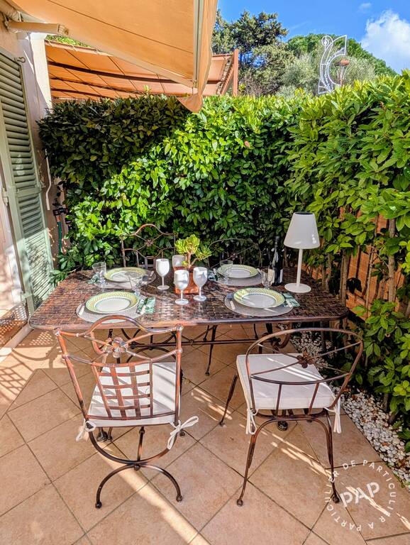 Grimaud (83310)