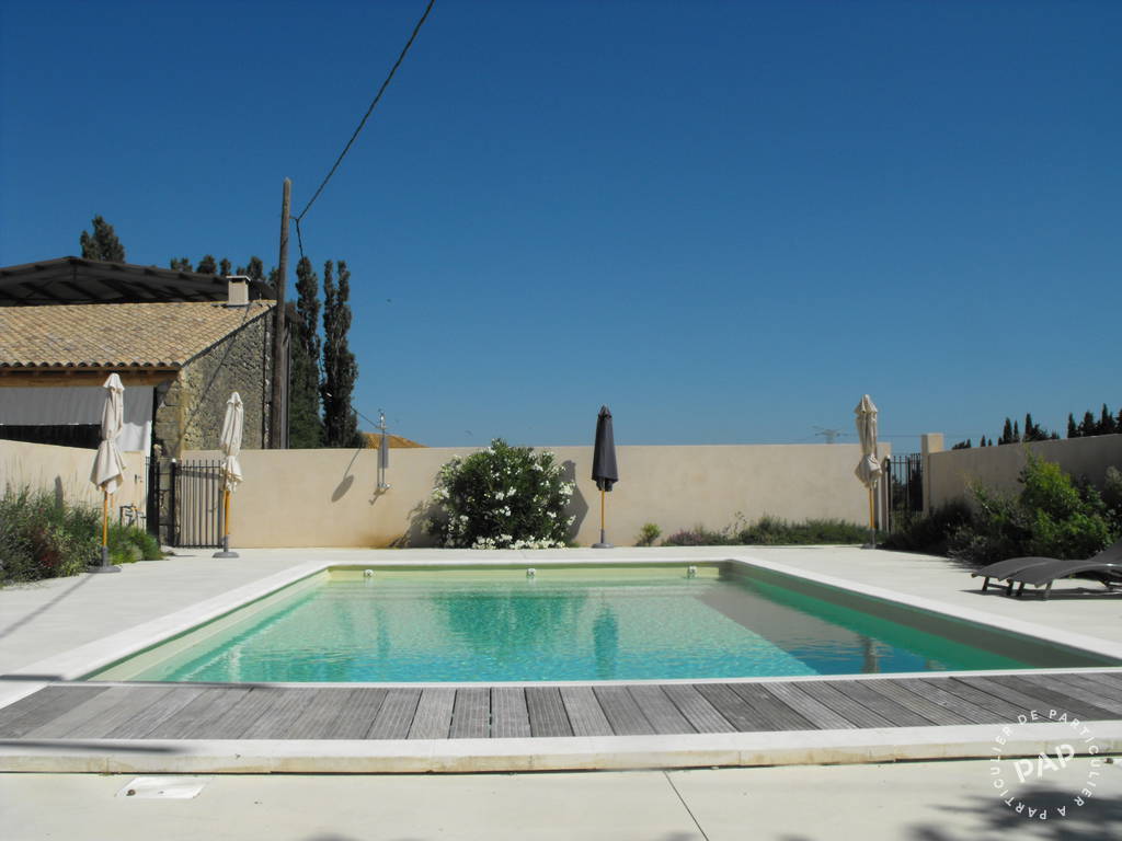 Lamanon - dès 4.500 euros par semaine - 24 personnes