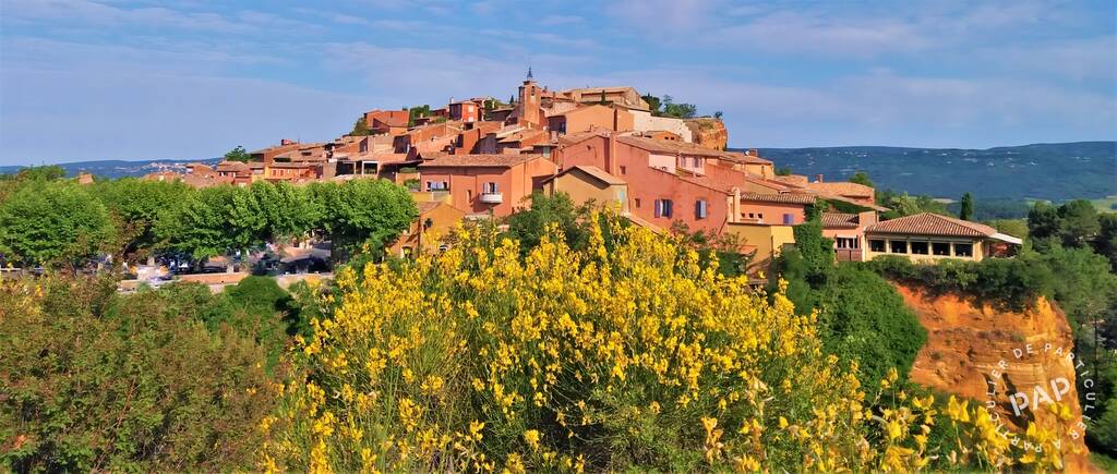 Roussillon (84220)